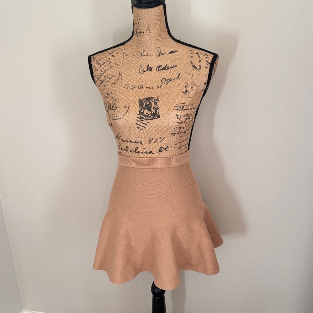 CLEA size small Tan Flared Skirt